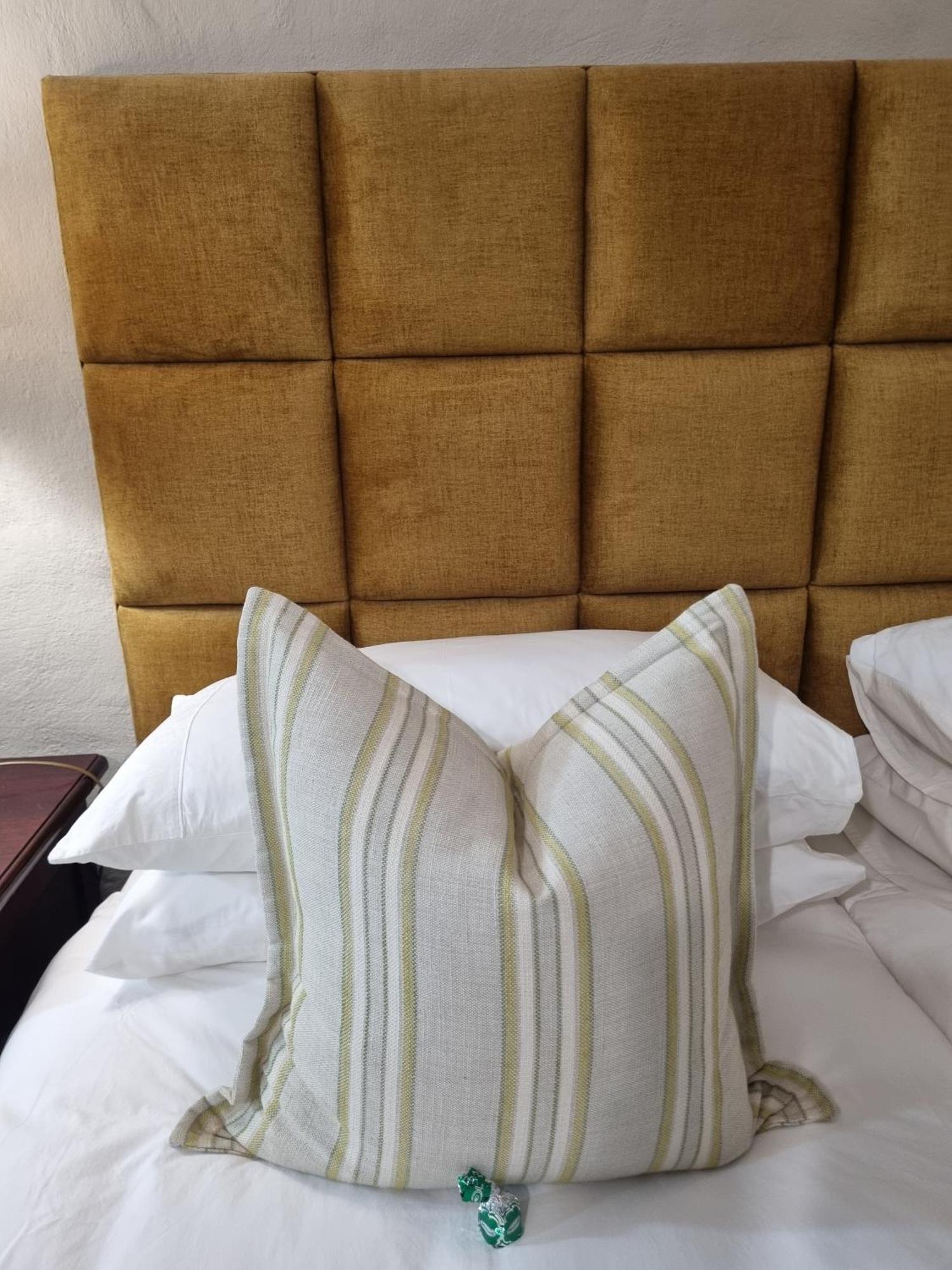 Barrydale Karoo - Boutique Hotel מראה חיצוני תמונה